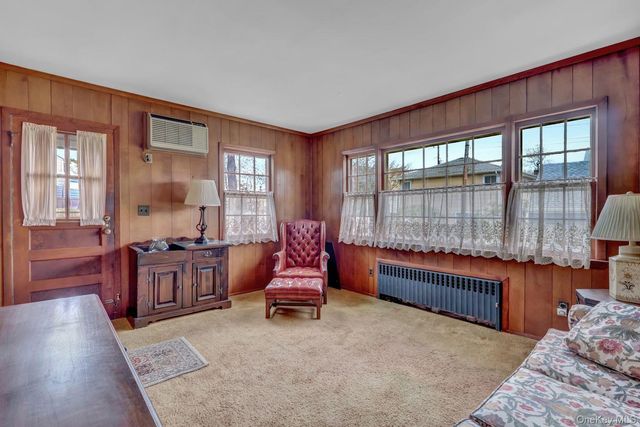 277 E Argyle Street, Valley Stream, NY 11580