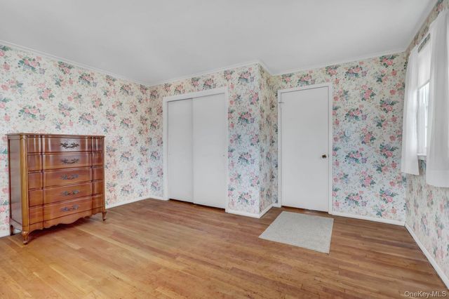 277 E Argyle Street, Valley Stream, NY 11580