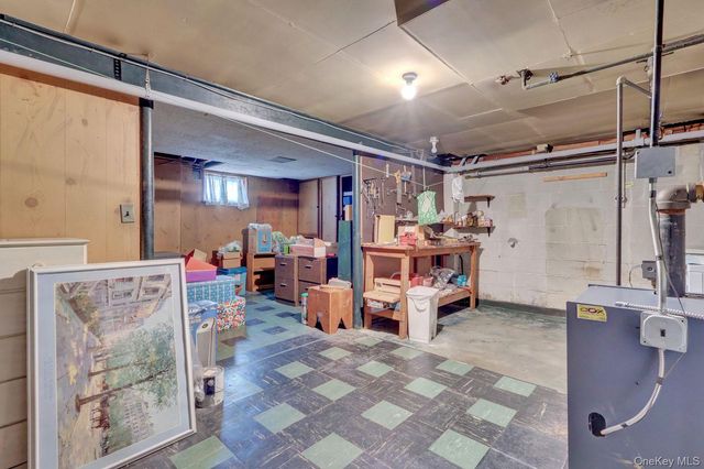 277 E Argyle Street, Valley Stream, NY 11580