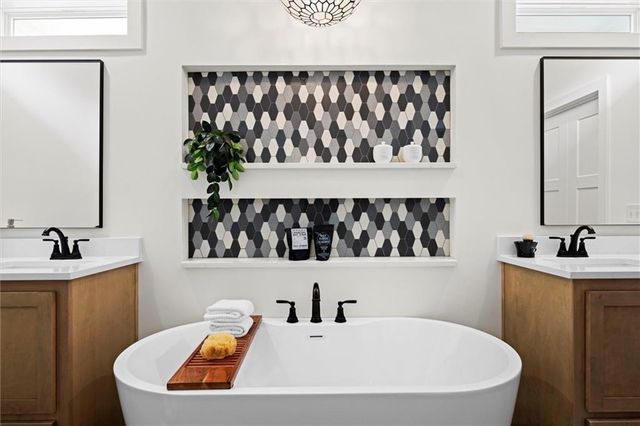 8033 Payne Street, Shawnee, KS 66220