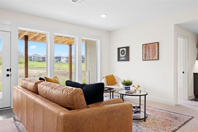 8033 Payne Street, Shawnee, KS 66220