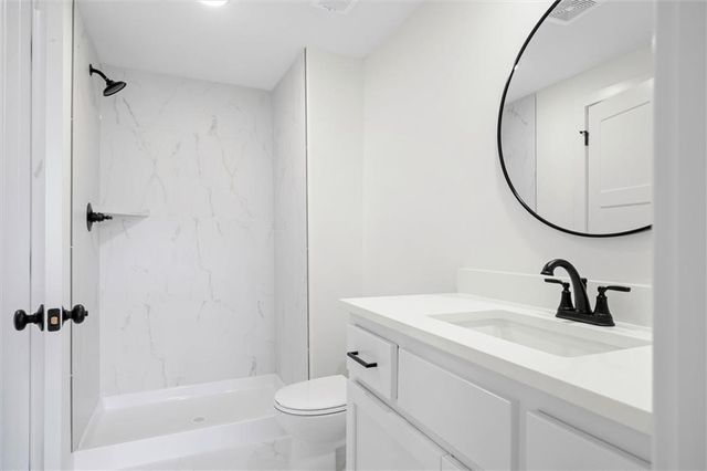 8033 Payne Street, Shawnee, KS 66220