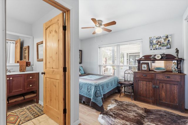 12 County Road 2114, Gainesville, TX 76240