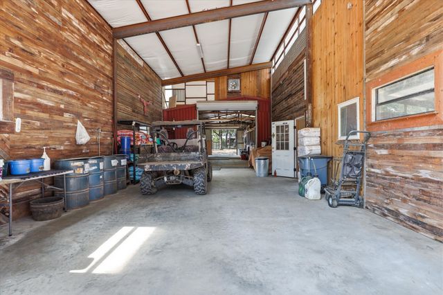 12 County Road 2114, Gainesville, TX 76240