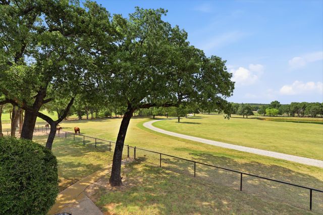 12 County Road 2114, Gainesville, TX 76240