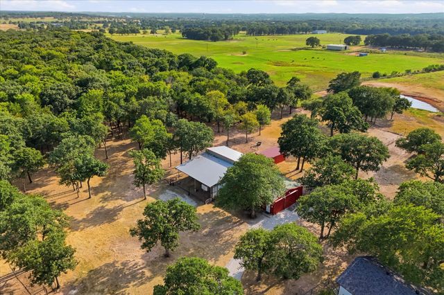 12 County Road 2114, Gainesville, TX 76240