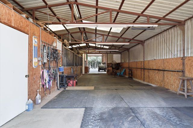 12 County Road 2114, Gainesville, TX 76240