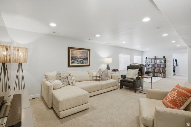 5199 W LAKE TERRACE AVE, South Jordan, UT 84009