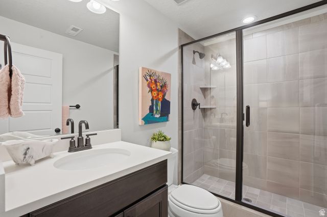 5199 W LAKE TERRACE AVE, South Jordan, UT 84009
