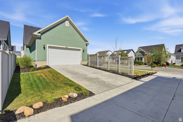 5199 W LAKE TERRACE AVE, South Jordan, UT 84009