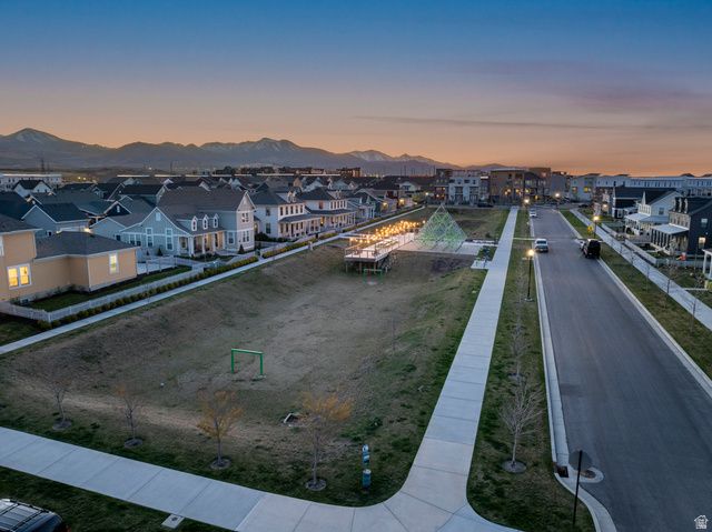 5199 W LAKE TERRACE AVE, South Jordan, UT 84009