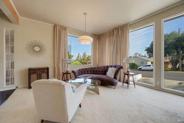 657 Washington St, Vallejo, CA 94590