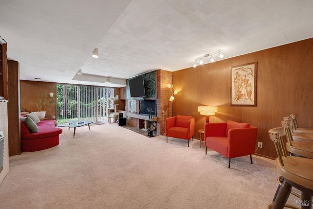 657 Washington St, Vallejo, CA 94590