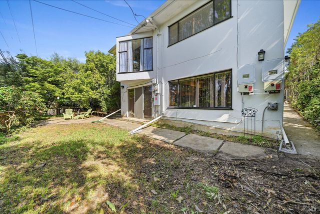 657 Washington St, Vallejo, CA 94590