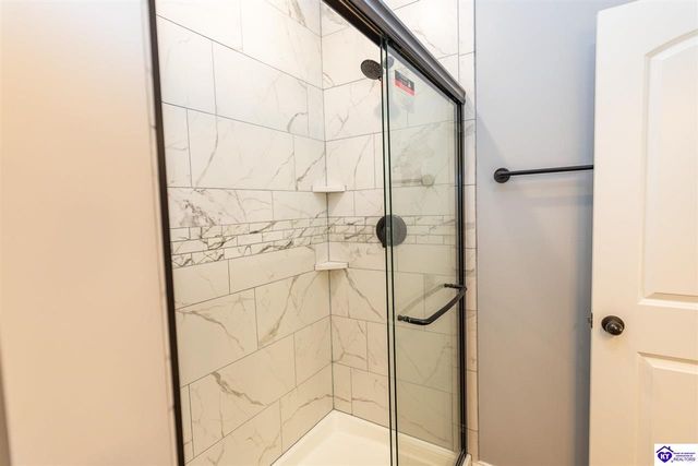 1035 Burns Road, Vine Grove, KY 40175