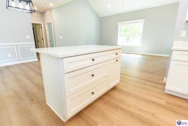 1035 Burns Road, Vine Grove, KY 40175