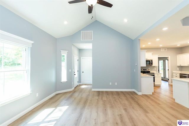 1035 Burns Road, Vine Grove, KY 40175