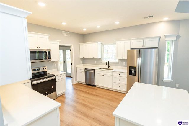 1035 Burns Road, Vine Grove, KY 40175