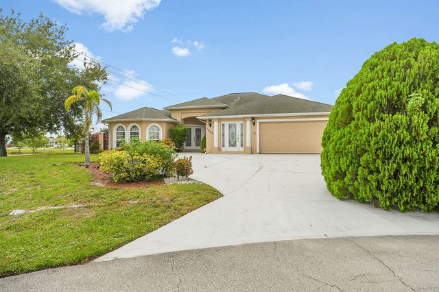 1402 SW Doe Court, Port St. Lucie, Port St Lucie, FL 34953