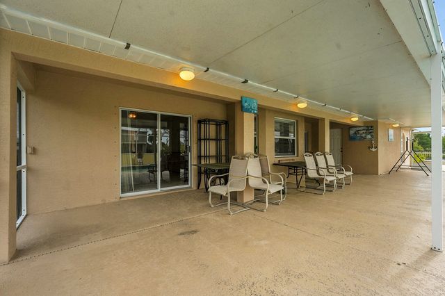 1402 SW Doe Court, Port St. Lucie, Port St Lucie, FL 34953