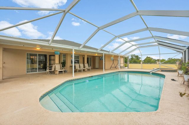 1402 SW Doe Court, Port St. Lucie, Port St Lucie, FL 34953