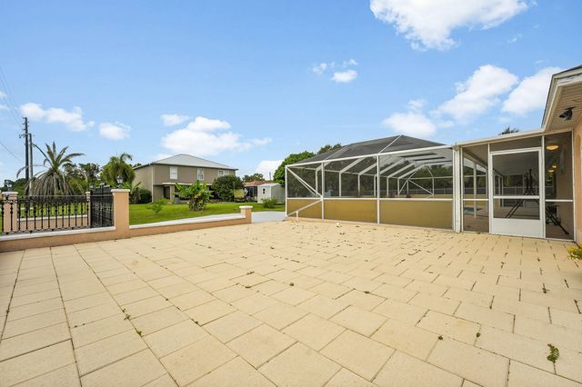 1402 SW Doe Court, Port St. Lucie, Port St Lucie, FL 34953