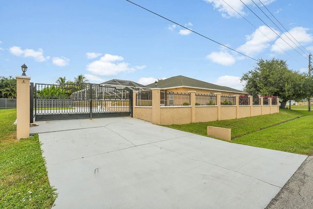 1402 SW Doe Court, Port St. Lucie, Port St Lucie, FL 34953