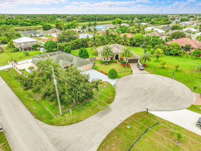 1402 SW Doe Court, Port St. Lucie, Port St Lucie, FL 34953