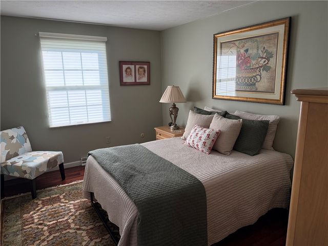 107 Glenwood Dr, Monroeville, PA 15146