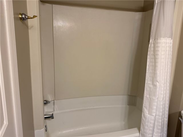 107 Glenwood Dr, Monroeville, PA 15146