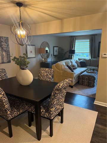107 Glenwood Dr, Monroeville, PA 15146