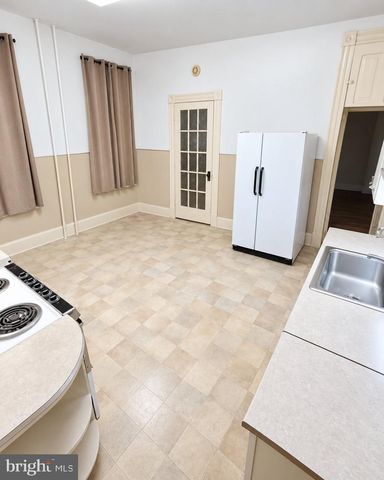 1343 MINERAL SPRING RD, Reading, PA 19602