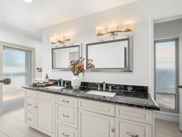1872 Cougar Lane, Clovis, CA 93611