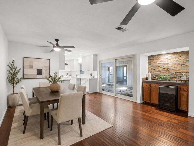 1872 Cougar Lane, Clovis, CA 93611