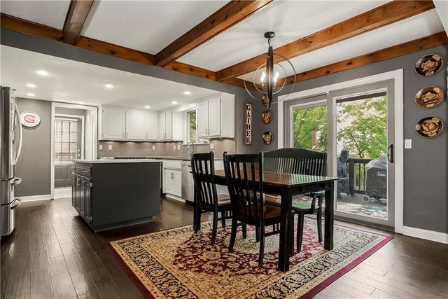 8304 W 99th Street, Overland Park, KS 66212