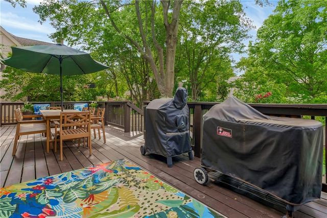 8304 W 99th Street, Overland Park, KS 66212
