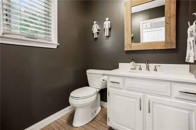 8304 W 99th Street, Overland Park, KS 66212
