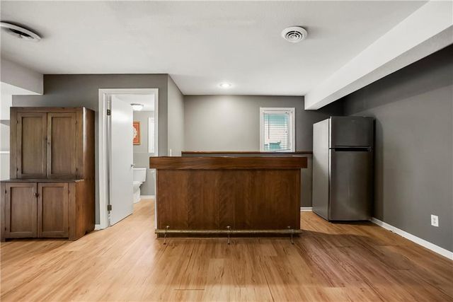 8304 W 99th Street, Overland Park, KS 66212
