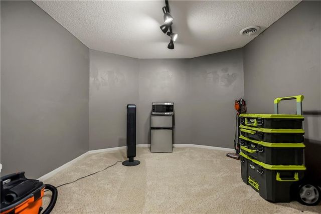8304 W 99th Street, Overland Park, KS 66212