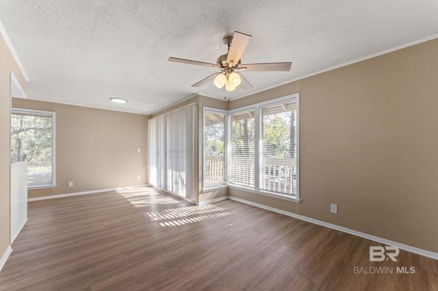 2089 N Seacliff Drive 2089, Daphne, AL 36526