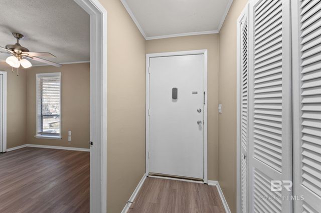 2089 N Seacliff Drive 2089, Daphne, AL 36526