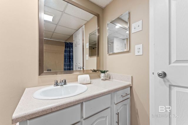 2089 N Seacliff Drive 2089, Daphne, AL 36526