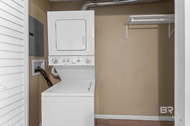 2089 N Seacliff Drive 2089, Daphne, AL 36526