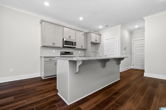 125 TOWNMOOR LANE, Sterrett, AL 35147