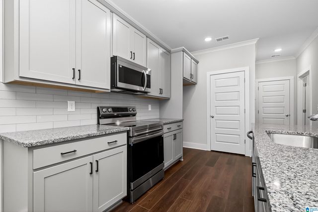 125 TOWNMOOR LANE, Sterrett, AL 35147