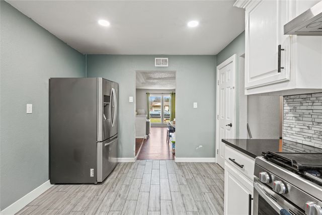 2504 Oates Drive, Dallas, TX 75228