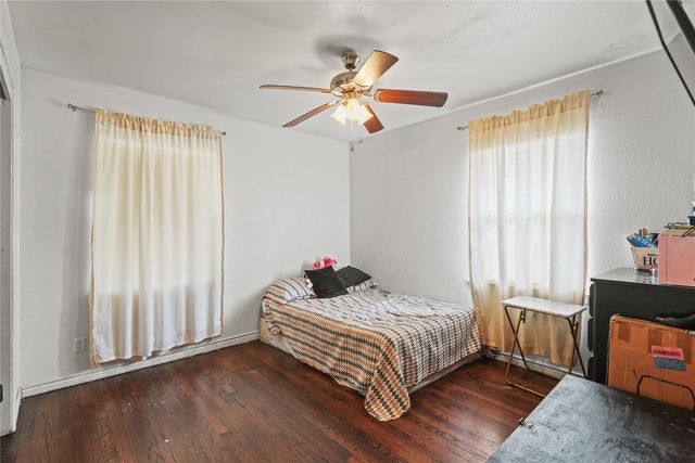 2504 Oates Drive, Dallas, TX 75228