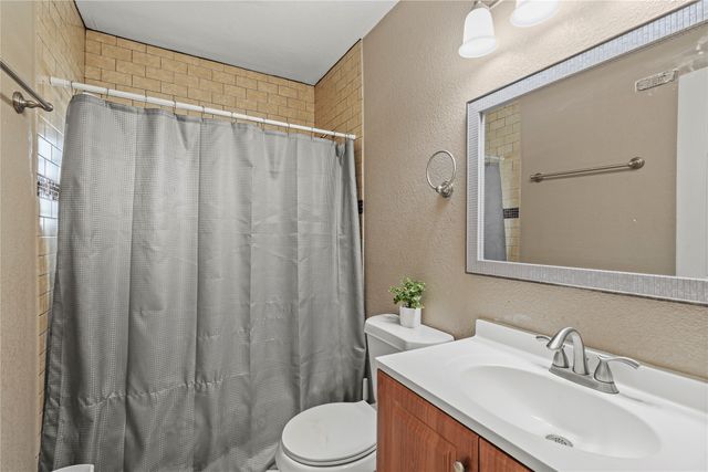 2504 Oates Drive, Dallas, TX 75228