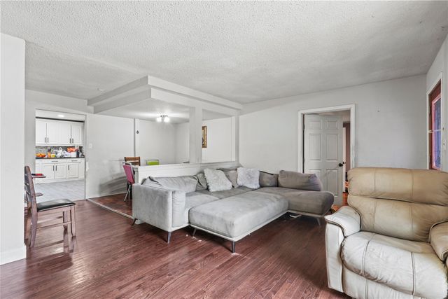 2504 Oates Drive, Dallas, TX 75228