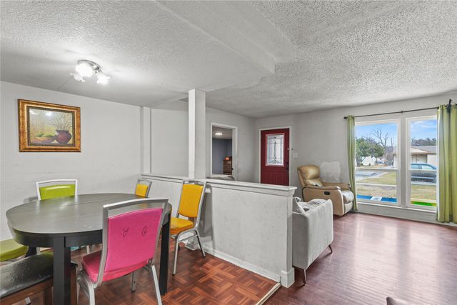 2504 Oates Drive, Dallas, TX 75228